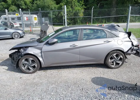 2023 Hyundai Elantra Sel z USA, uszkodzony, nr VIN KMHLS4AG3PU412874